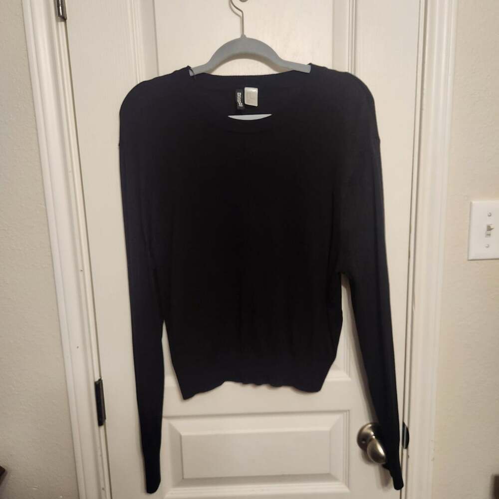 Divided H&M Sweater Size S Black Long Sleeve